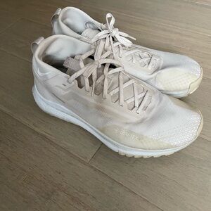 Nike Pegasus Trail GORE-TEX Sneakers 10